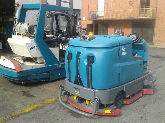 Retro Lavasciuga Tennant T17 VS Tennant 527