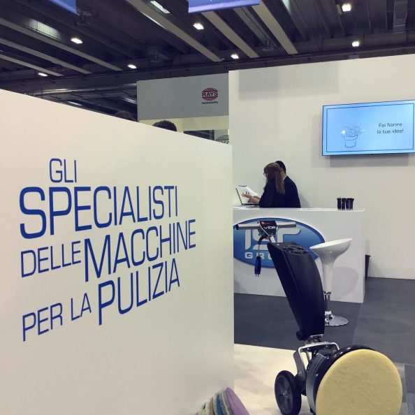 SPECIALISTI-FOTO STAND