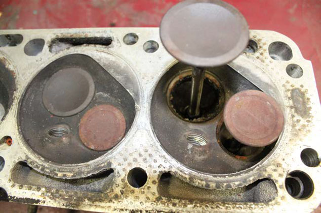 MANUTENZIONE VALVOLE DEL MOTORE